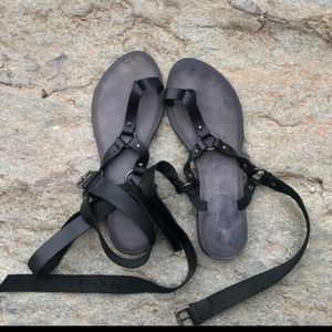 One by One Teaspoon Big Toe Sandals